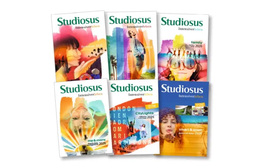 Ansicht der verschiedenen Studiosus Kataloge 2026.