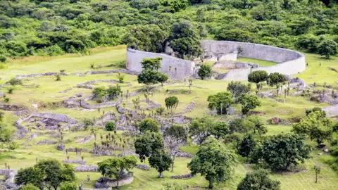 Die Ruinen von Groß-Simbabwe geben den Archäologen immer noch zahlreiche Rätsel auf.