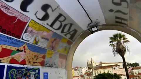 Auf unserer Studienreise Portugal - zum Kennenlernen entdecken wir Lissabon zu Fuß und per Metro. Ihre Reiseleiterin führt Sie durch die Alfama und im Anschluss haben Sie Zeit für eigene Erkundungen.