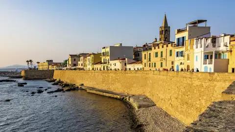 Bei unserer Studienreise mit Muße nach Sardinien übernachten wir auch in der Nähe von Alghero und haben Zeit, die schöne Altstadt zu besichtigen.