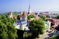 Auf unserer smart&small-Rundreise durch Estland übernachten wir zwei Nächte in Tallinn und entdecken die Stadt mit unserer kleinen Reisegruppe.