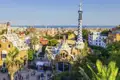 Auf unserer CityLights-Städtereise nach Barcelona erleben Sie in kleiner Gruppe mit Studiosus-Reiseleitung die Highlights der katalanischen Hauptstadt, etwa den Park Güell mit seinen einzigartigen Gebäuden und Türmen.