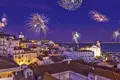 Bei der Reise begrüßen wir mit einem farbenfrohen Feuerwerk über Lissabon das neue Jahr.