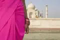 Auf unserer Indienreise besuchen wir in Agra den weltberühmten Taj Mahal.