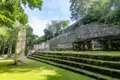Auf unserer Klassik-Studienreise in Mexiko entdecken wir in kleiner Gruppe neben Hochkarätern wie Chichén Itzá und Palenque auch weniger bekannte Ruinenstätten, die der Dschungel nach und nach freigibt.