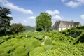 Von den kunstvoll gepflanzten Gärten von Marqueyssac genießen wir auf unserer Reise ins Périgord den Blick ins Tal der Dordogne