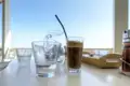 Auf unserer Kreta-Reise mit Muße gibt es immer wieder Gelegenheit, das mediterrane Leben in einem Straßencafé an sich vorbeiziehen zu lassen und einen Eiscafé Frappé zu genießen.