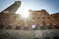 Beim Blick auf die Piazza del Campo – dem Hauptplatz von Siena – mit dem Palazzo Pubblico und Torre del Mangia fehlen uns glatt die Worte. Eines unserer Ziele bei der Höhepunkte-Studienreise in die Toskana
