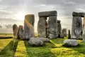 Auf unserer Studienreise durch Südengland darf ein Besuch des rätselhaften Steinkreises von Stonehenge natürlich nicht fehlen!