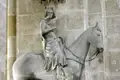 Auf unserer Eventreise betrachten wir gemeinsam als Gruppe die Reiterstatue des Bamberger Dom. Ihr Reiseleiter kann Ihnen dazu sicher spannende Hintergrundinformationen geben.