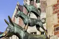 Wir besuchen auf Ihrer Eventreise die Bronzestatue der Bremer Stadtmusikanten, ein beliebtes Wahrzeichen und Motiv aus dem Märchen der Gebrüder Grimm.