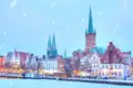 Entdecken Sie Lübecks Innenstadt bei Schnee auf Ihrer Eventreise.
