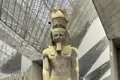 Auf unserer Reise  besuchen wir das im Neuen Ägyptischen Museum (GEM)  in Kairo.und erfahren die Hintergründe der Ramses Statue.
