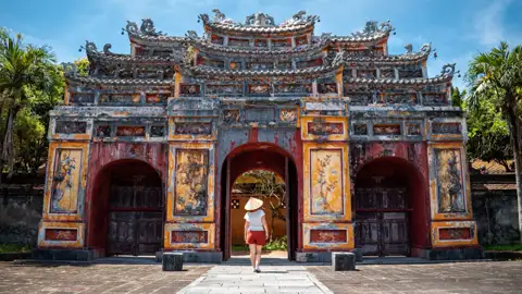 Einer der wichtigsten Sehenswürdigkeiten in Vietnam ist der Kaiserpalast in Hue, den wir auf unserer Rundreise auch besuchen