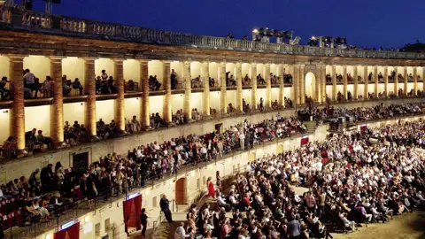 Macerata, Freilichtbühne, Sferisterio ein Highlight unserer Gruppenreise mit Studiosus