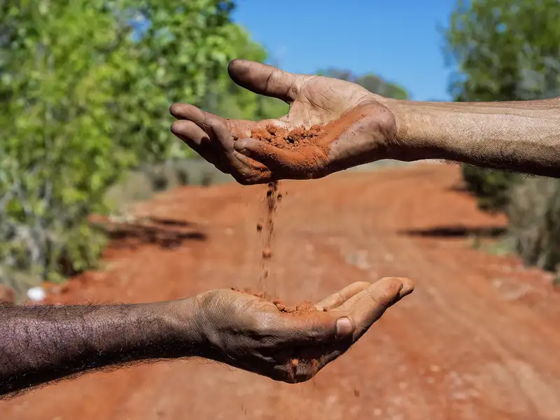 Auf unserer Großen Australienreise kommen wir auch in das Zentrum des Kontinents und erleben, warum man es als "red heart" bezeichnet.