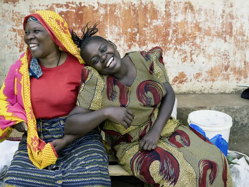 Auf unserer Studienreise durch Tansania entdecken wir nicht nur die spektakulären Nationalparks, sondern lernen auch Einheimische in ihrem Alltag kennen.