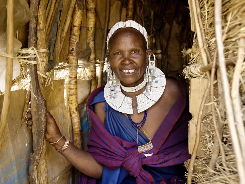 Unterwegs haben Sie auf unserer Studiosus-Reise Kenia-Tansania - Naturparks Ostafrikas  immer wieder Gelegenheit zur Begegnung mit Einheimischen.