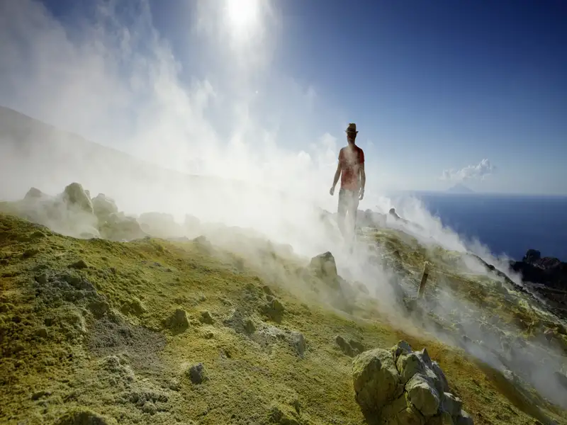 Auf der Wanderreise zu den Äolischen Inseln kommen Sie den Vulkanen der Inselgruppe durchaus nahe, ein unvergesslisches Erlebnis.