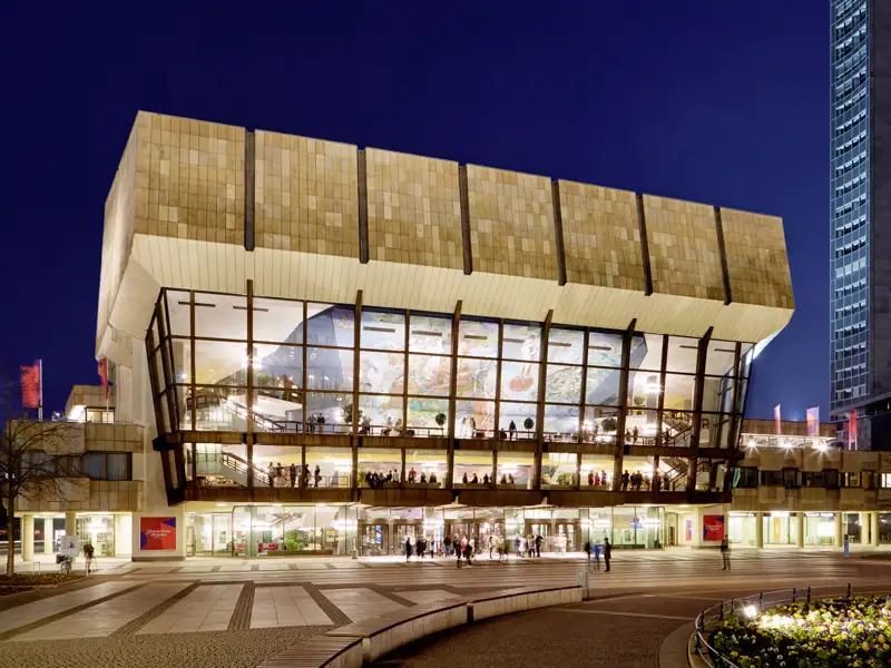 Erkunden Sie auf Ihrer Gruppenreise das moderne Konzerthaus in Leipzig - das Gewandhaus.