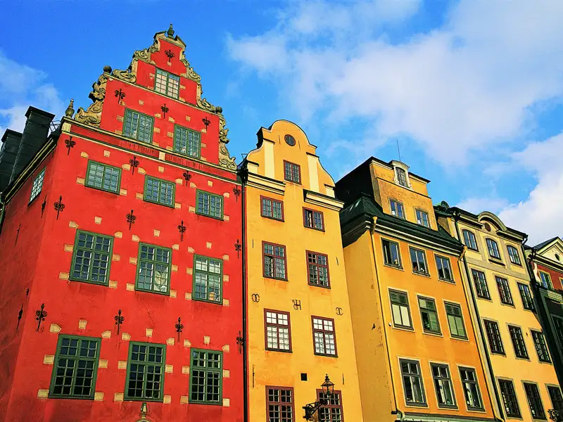 Zum Jahreswechsel reisen Singels und Alleinreisende in der Gruppe in die schwedische Hauptstadt und ziehen gemeinsam durch die historische Altstadt Gamla Stan.