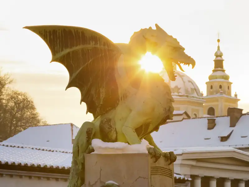 Ljubo, dem Maskottchen von Ljubljana, begegnen wir auf dieser  Silvesterreise für Singles und Alleinreisende nach Slowenien.
