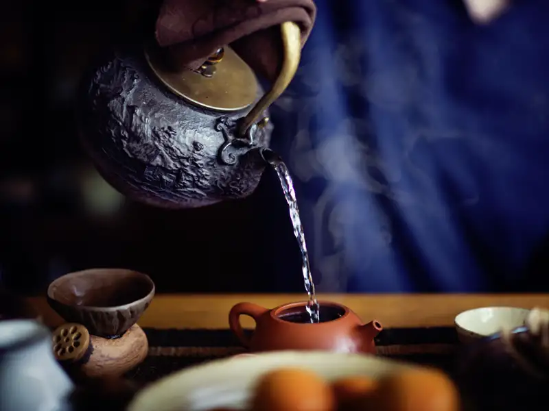 Auf dieser Studienreise durch China haben Sie auch immer wieder Gelegenheit, chinesische Teesorten wie Oolong oder Jadetee zu kosten.
