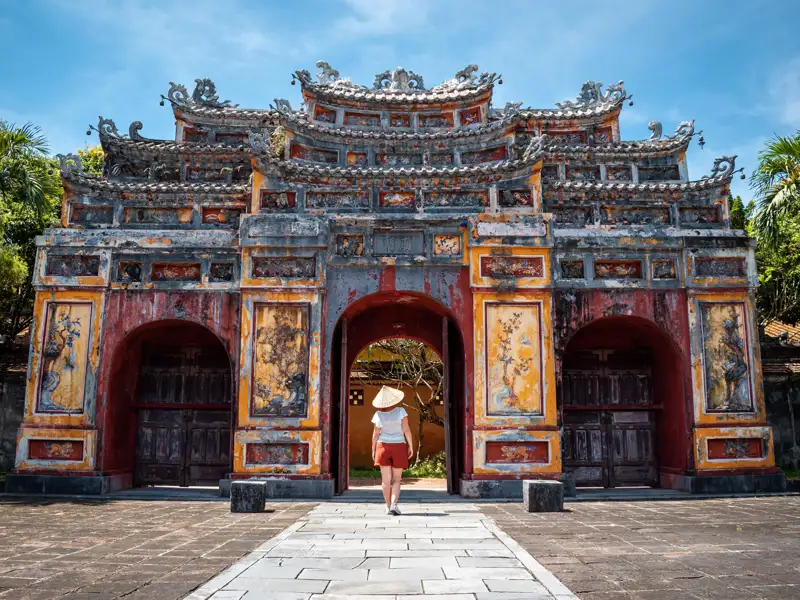 Einer der wichtigsten Sehenswürdigkeiten in Vietnam ist der Kaiserpalast in Hue, den wir auf unserer Rundreise auch besuchen