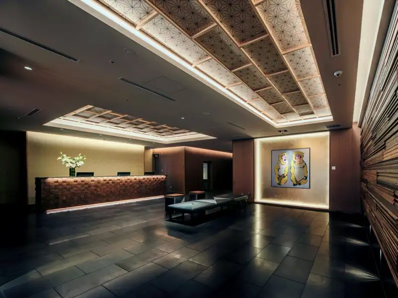 In Kyoto übernachten wir auf unserer 14-tägigen Studienreise in kleiner Gruppe im stylischen Boutique-Hotel Noku.