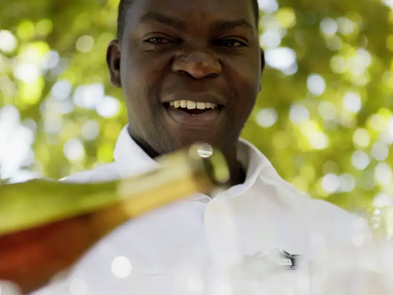 Die Kapregion in Südafrika ist weltberühmt für gute Weine. Während unserer Rundreise in kleiner Gruppe durch Südafrika werden wir sicher auch den ein oder anderen Tropfen verkosten.