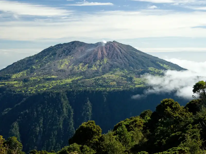 Zum Auftakt Ihrer Mittelamerika-Reise mit Studiosus besuchen Sie in Costa Rica den Vulkan Irazú. Bei gutem Wetter können wir vom Kraterrand Pazifik und Karibik gleichzeitig sehen.