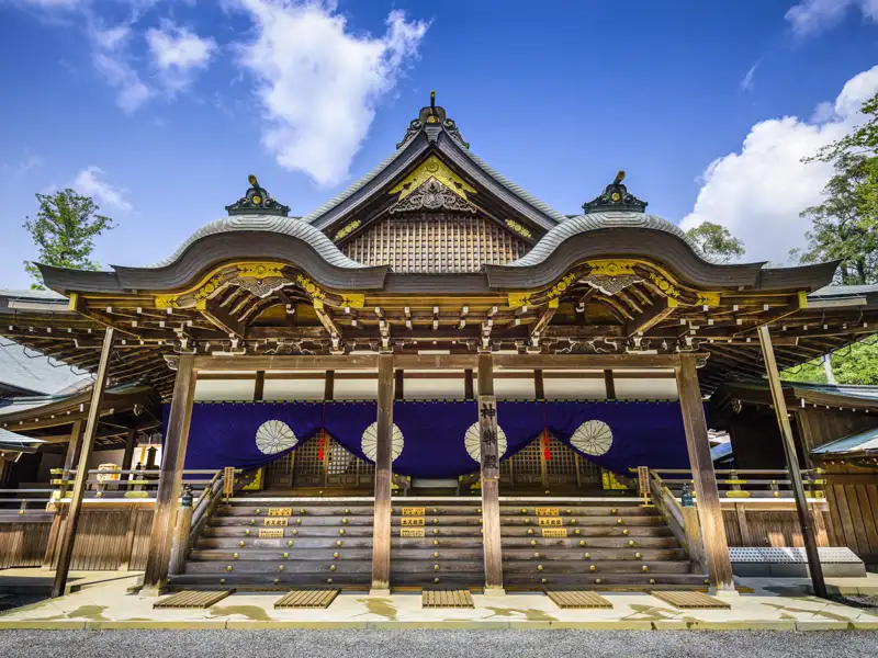 Auf dieser Studienreise durch Japan besuchen Sie in Ise auch das Nationalheiligtum des Landes, den Großen Schrein.
