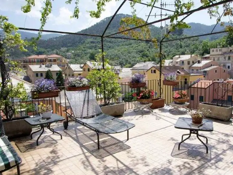 Wir genießen die behagliche Atmosphäre des Hotels Nazionale in Levanto - Ausgangspunkt für unsere Touren in kleiner Gruppe durch die Cinqueterre.