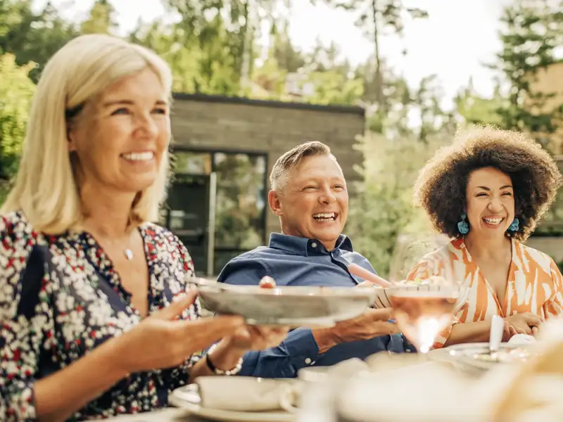 Nicht gern allein auf Reisen? Auf unseren Reisen finden Sie Gleichgesinnte, um gemeinsam Schönes zu erleben und zu teilen.