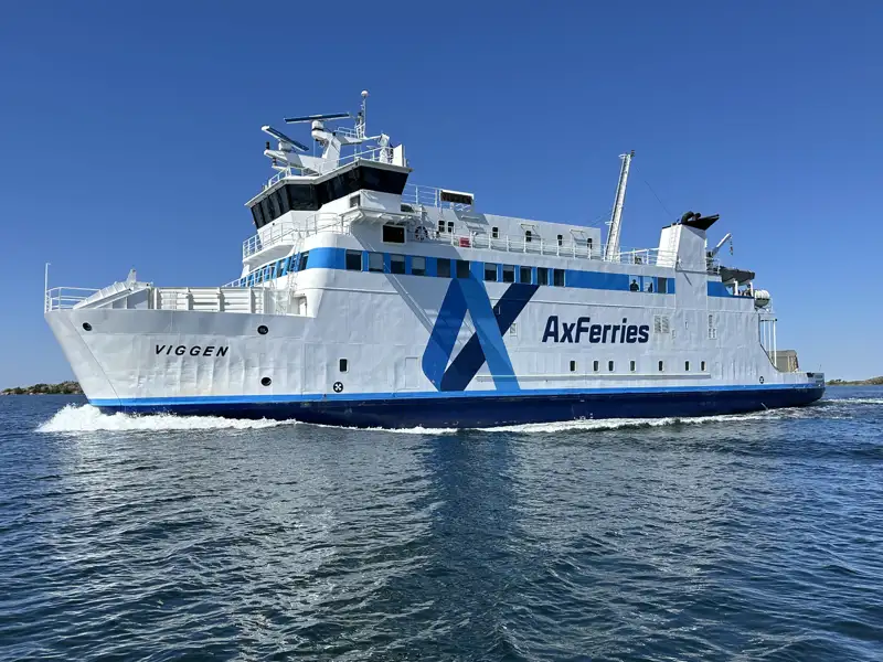 Den Weg von den Alandinseln zu den finnischen Schären legen wir gemütlich und aussichtsreich mit der Lokalfähre zurück