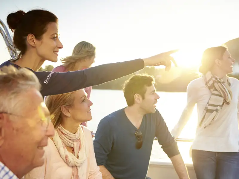 Wir sind bestens betreut bei der Kleingruppenreise auf die Äolischen Inseln durch Studiosus-ReiseleiterInnen mit umfangreichem Wissen über Geschichte, Natur, Land und Leute.