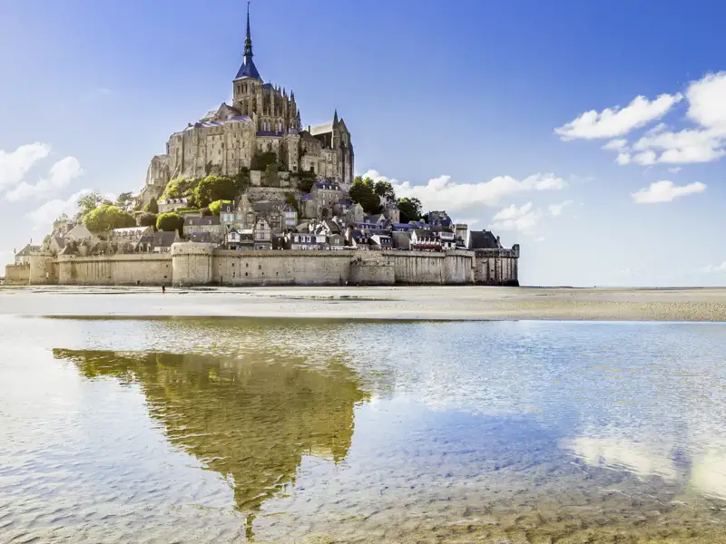 Ein Höhepunkt jeder Bretagne-Reise: der Ausflug zur Klosterinsel Mont St-Michel.