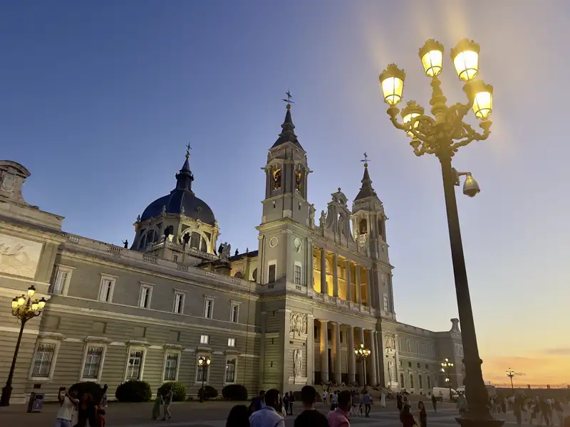 Auf dieser Studiosus-Reise erleben Sie Madrid – die Hauptstadt Spaniens – modern, lebendig und voller königlicher Geschichte.