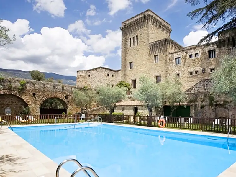 Auf unserer Studiosus-Reise in kleiner Gruppe durch Kastilien und die Extremadura übernachten wir 3 Nächte im Parador de Jarandilla de la Vera.