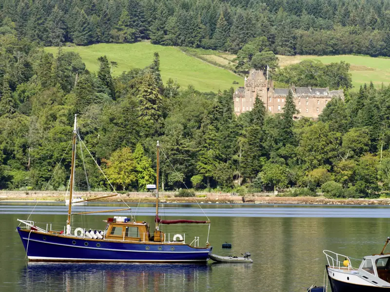 Inselglück auf der Isle of Arran in Schottland: Unsere Rundreise in kleiner Gruppe führt uns auch ins Brodick Castle.