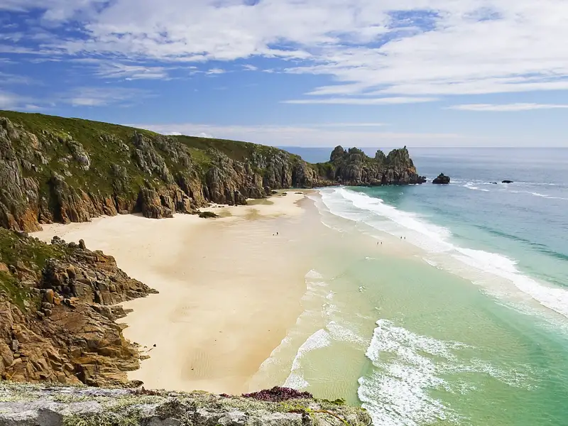 Die wildromantische Küste Cornwalls ist eines der Highlights unserer Reise. Eine ganze Woche lang genießen wir in kleiner Gruppe die wildromantische Landschaft an der Küste der südenglischen Grafschaft.