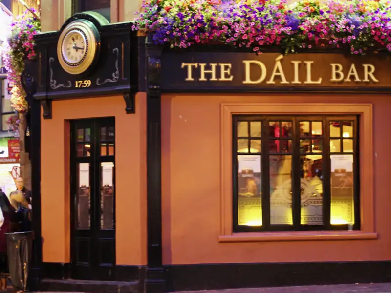 Eine Irlandreise ohne den Besuch eines typischen Pubs ist unvorstellbar, hier erwartet uns echte irische Lebensart!