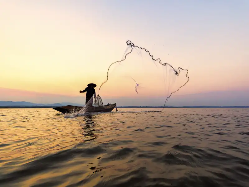 Letzte Station usnerer Studienreise nach Thailand: der Golf von Siam, wo Fischer ihre Netze auswerfen,
