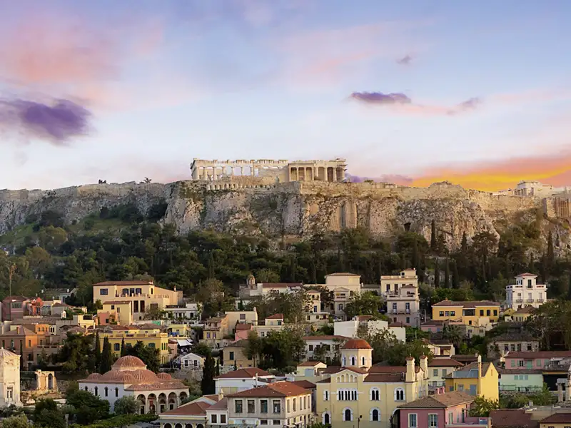 Wir verbringen während unserer ausführlichen und erlebnisreichen klassischen Studienreise durch Griechenland auch zwei Tage in Athen und besuchen selbstverständlich die Akropolis.