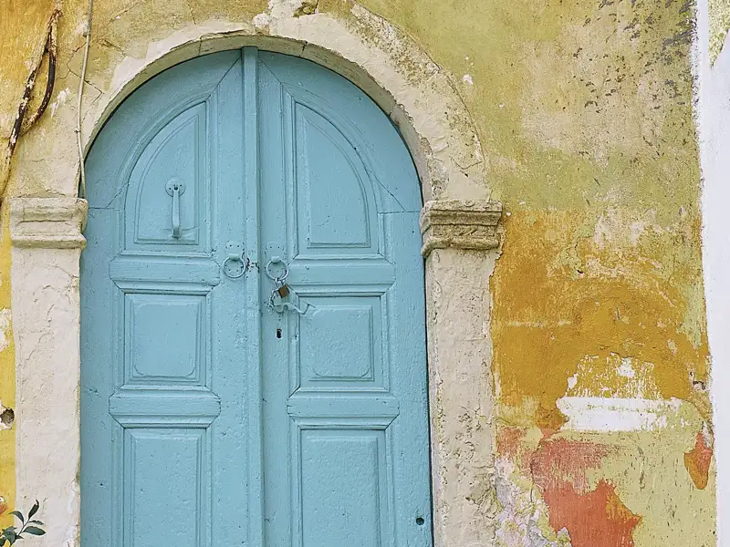 Blau ist die Farbe Griechenlands und begleitet uns bei unserer umfassenden Rundreise durch Griechenland auf Schritt und Tritt.