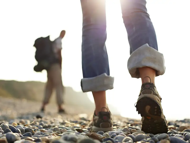 Hosen hochgekrempelt und Wanderstiefel an. Bei unserer Wanderreise durch Zypern erkunden wir die unterschiedlichsten Landschaften und Sehenswürdigkeiten auf der gesamten Insel.