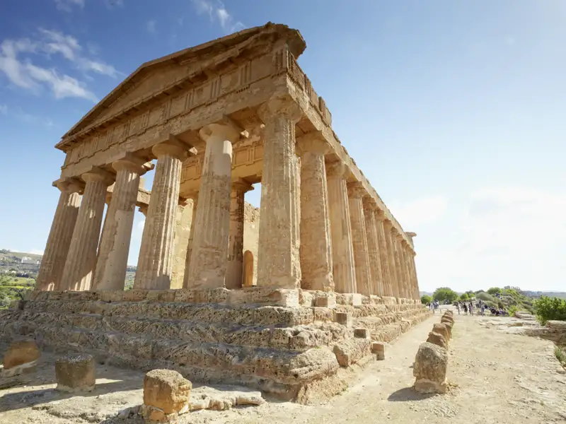 Das Tempeltal von Agrigent (UNESCO-Welterbe) ist ein Highlight dieser Studienreise durch Sizilien. Zwischen den Heiligtümern der alten Götter gehen wir bei dieser Rundreise auf Zeitreise.