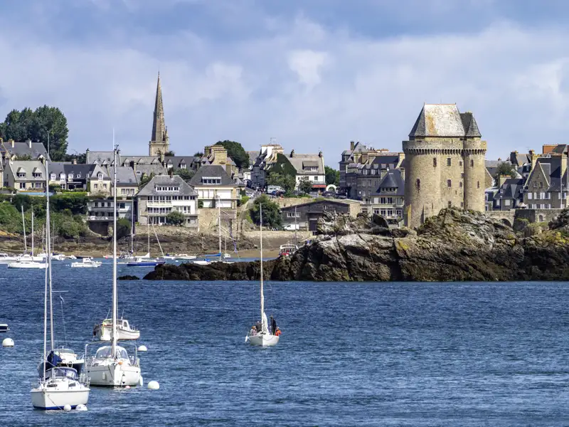 Darf auf einer Reise durch die Bretagne nicht fehlen: die Hafenstadt St-Malo.