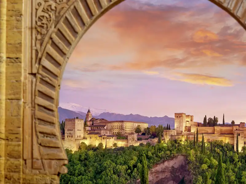 Wer Andalusien bereist, hat die Alhambra in Granada auf seiner Route – so auch wir während unserer Reise nach Spanien.