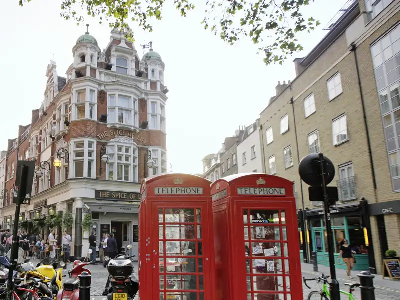 Kulinarische Tipps? Ihr Reiseleiter weiß, was angesagt ist und wo Sie auf unserer Rundrese durch Großbritannien in London die besten Currys, Fish & Chips oder hippen Kreationen finden.